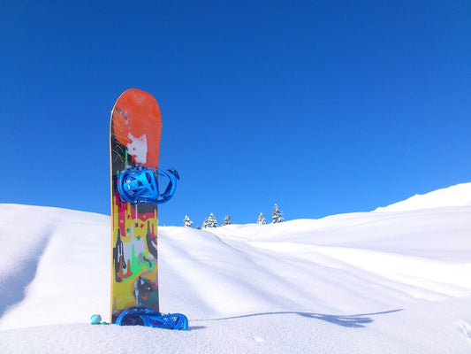 Burtonの最新23-24モデル